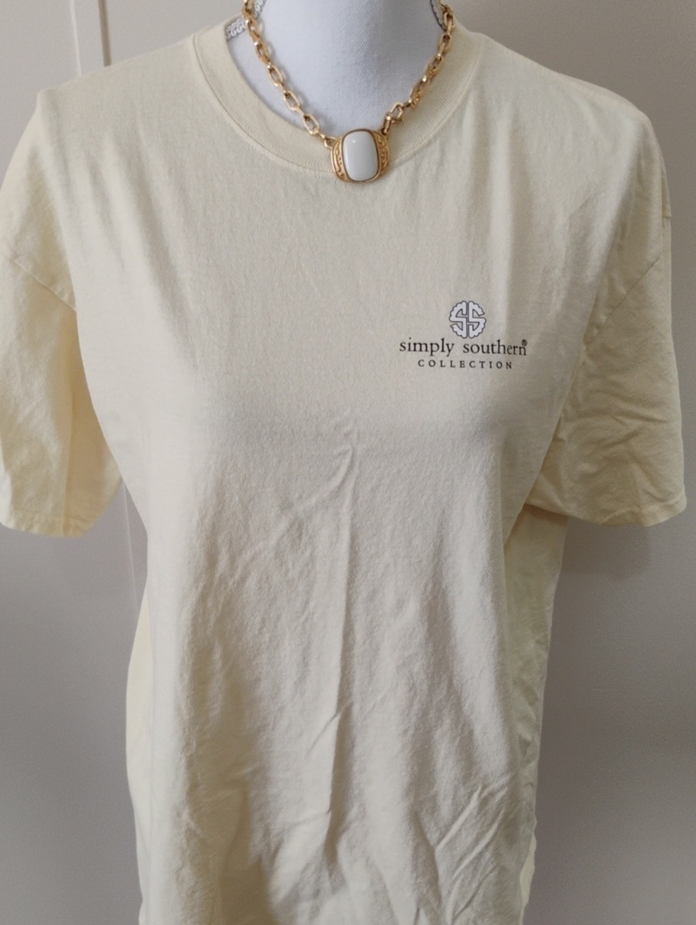 Simply Southern Cream Short Sleeve Logo Tee